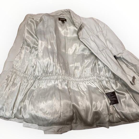 Danier White Leather Jacket Goose Down Filled - Picture 6 of 8